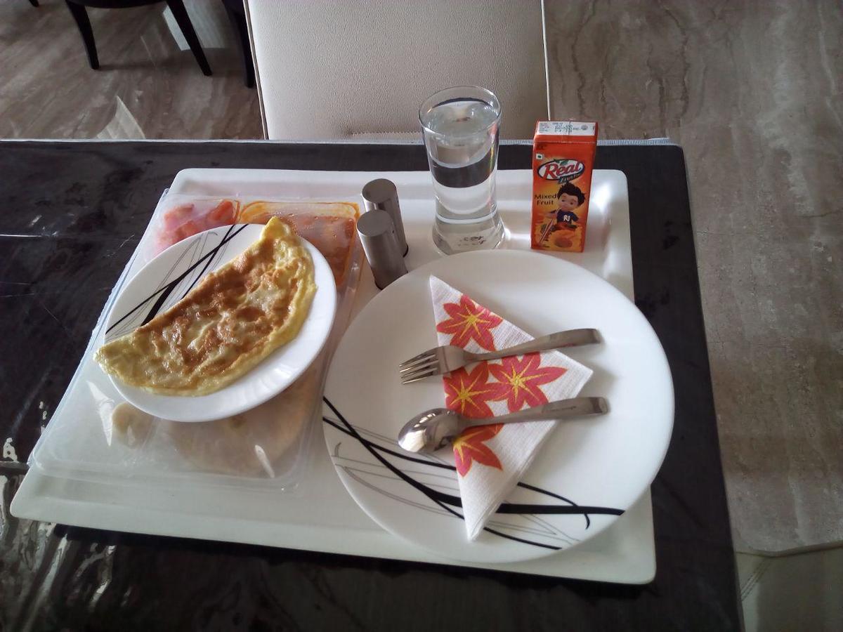 Lakeview Service Apartments Calcutta Extérieur photo